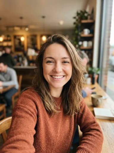 Original portrait photo of a woman